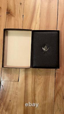 1982 RCM Canadian Constitution $100 Dollar 1/2 oz Gold Coin withDisplay Case & COA