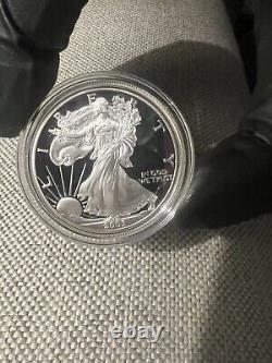 2003-W PROOF Silver Eagle withCOA & Official US Mint Display Case