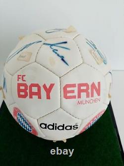Bayern Munich Football Teamsigniert 1995/1996 IN Display Case Signature Fcb COA
