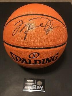 Beautiful Michael Jordan Chicago Bulls Autographed Basketball & Display Case COA