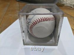 Brooks Robinson Signed Autographed Baseball with COA and display case