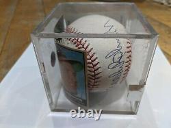 Brooks Robinson Signed Autographed Baseball with COA and display case