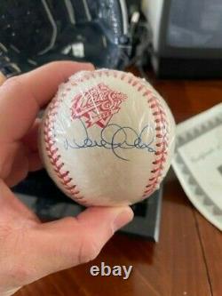 Derek Jeter signed 1998 World Series Baseball and Display Glove and Case with COA