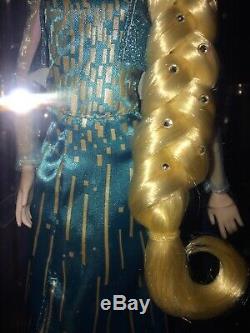 Disney Designer doll Frozen ELSA w diamonds in hair, display case &COA redressed