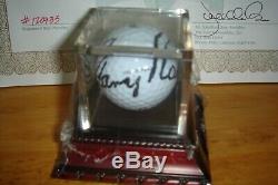 Gary Player autographed golf ball COA in display case Mint