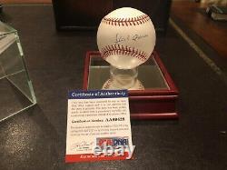 Hank Aaron PSA DNA COA Autographed Signed Baseball in Display Case