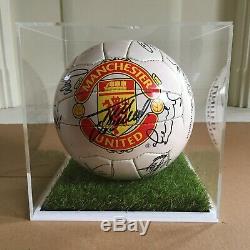 Manchester United 2003 Squad Signed Football Display Case & COA Sir Alex