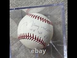 Maury Wills signed baseball 1962 with display case Authenticated (with COA)