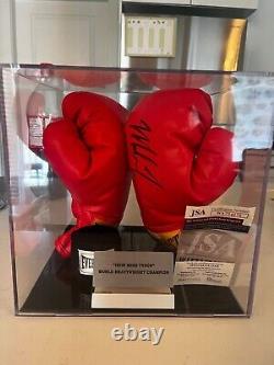 Mike Tyson Signed Everlast Boxing Glove Set and Display Case JSA & Tyson COA