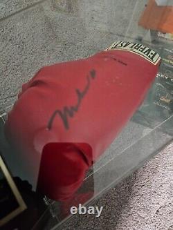 Muhammad Ali Signed Everlast Boxing Glove in case COA The Fan Club