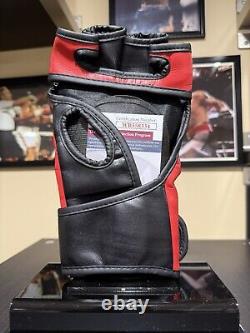 Nick Diaz Signed (fairtex) Strike Force Mma Glove In Display Case Comes Jsa/coa