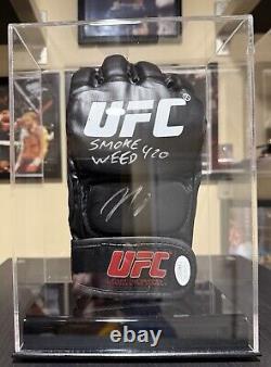 Nick Diaz Ufc Glove Jsa/coa Smoke Weed 420 With Display Case