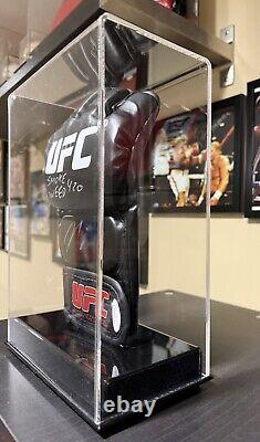 Nick Diaz Ufc Glove Jsa/coa Smoke Weed 420 With Display Case