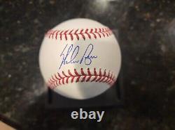 Nolan Ryan Autograph Signed Baseball with Display Cube. COA/BECKETT