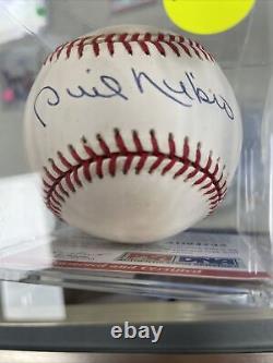 Phil Niekro Milwaukee Atlanta Braves Signed Baseball PSA/DNA COA with Display Case