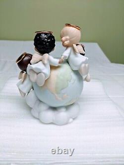 Precious Moments Figurine 539309-His Love Will Uphold The World-COA/Display Case