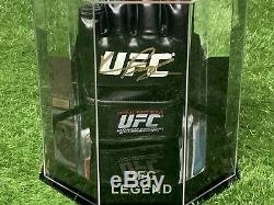 Quinton Rampage Jackson Signed UFC Glove In an Octagon Display Case AFTAL COA