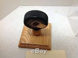 RARE BOBBY ORR BOSTON BRUINS AUTOGRAPHED PUCK WithCOA & DELUXE DISPLAY CASE