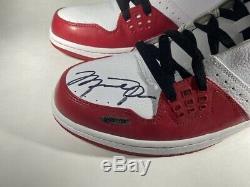 RARE Michael Jordan Auto Signed Air jordan Shoes UD COA Display Case