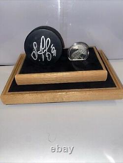 Sergei Fedorov Signed Puck & 1 Ounce Silver Coin & Display Rotating Case JSA COA