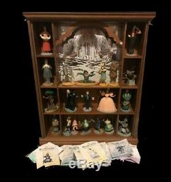 Wizard of Oz Figurines. Franklin Mint Set of 20 with Display Case and COAs