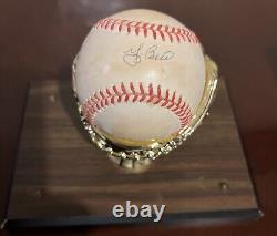 YOGI BERRA HOF Yankees Signed Baseball JSA COA WithDISPLAY CASE