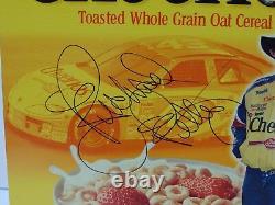 2000 Richard Petty Signé Autographié Nascar Cheerios Box With Coa Display Case