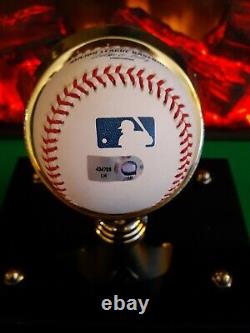 A Roy Halladay Signed Mlb Baseball W 2 Holo Coa 's & Personalized Display Case