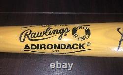 Andruw Jones A Signé Rawlings Pro Ring Bat De Baseball Avec Boîtier D'affichage Clair Et Coa