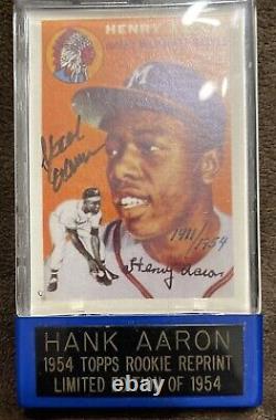 Autographié Hank Aaron 1954 Topps Rookie Reprint, Coa & Display Cas
