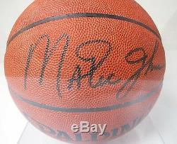Ballon De Basketball Autographié Signé Par Magic Johnson Avec Présentoir Avec Certificat Coa