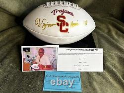 Ballon de football avec logo des USC Trojans autographié par OJ Simpson dans un étui de présentation avec certificat d'authenticité PSA/DNA.