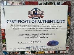 Baseball signé par Maury Wills en 1962 avec boîtier d'exposition authentifié (avec certificat d'authenticité)