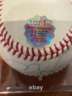 Baseball signée par Paul Konerko avec certificat d'authenticité et boîtier d'exposition