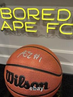 Basketball signé par Anthony Edwards avec certificat d'authenticité Beckett inclus et boîte de présentation