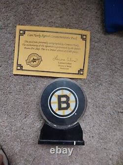 Boston Bruins HOF Cam Neely a signé un palet de hockey autographié avec boîtier d'affichage et certificat d'authenticité