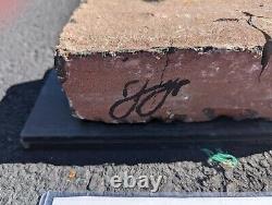 Boston Red Sox Authentique Signé Brick De Fenway Park Avec Cas D'affichage Coa