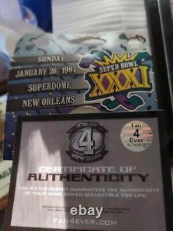 Brett Favre Bal Hand Signé Mini Super Bowl XXXI Football & Coffret d'Affichage Avec COA