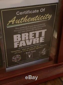 Brett Favre Mvp NFL Autographié Pleine Taille Casque En Cas D'affichage, Coa, Photo