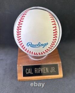 CAL RIPKEN JR? Balle de baseball AL officielle signée? Goldin COA & étui