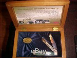 Case XX 1998 Couteau De Collection Dale Earnhardt Jr. Avec Coa Et Présentoir Rare