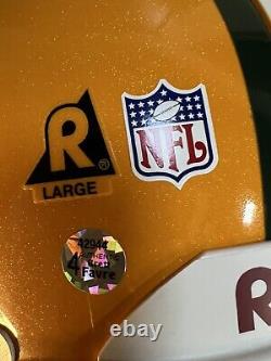 Casque NFL Riddell de taille réelle signé par Brett Favre / Certificat d'authenticité et vitrine