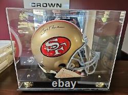 Casque de taille réelle dédicacé par Jerry Rice avec COA de Triumph et boîtier d'affichage miroir