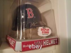 Casque mini signé Dustin Pedroia des Red Sox de Boston avec certificat d'authenticité, étui et support d'exposition