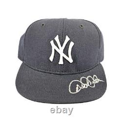 Casquette signée par Derek Jeter avec vitrine gravée Yankees (COA Steiner Auth MLB)