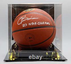 Christian Braun Denver Nuggets Autographed Basketball LSM COA avec boîtier d'affichage