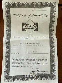 Derek Jeter A Signé 1998 World Series Gants De Baseball Et D'affichage Et Boîtier Avec Coa