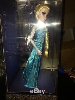Disney Designer Poupée Frozen Elsa W Diamants Dans Les Cheveux, Vitrine Et Coa Redressé