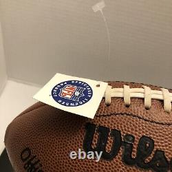 Eddie George a signé un authentique ballon de football NFL avec un COA et une vitrine d'exposition.