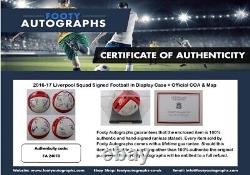 Équipe de Liverpool 2016-17 Ballon de Football Signé dans une Vitrine + COA Officiel et Carte